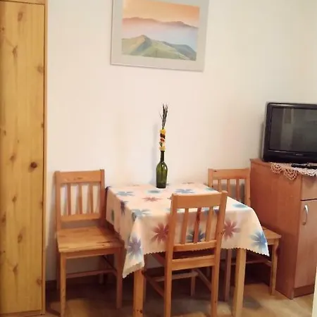 Pokoje U Pani Zosi 考斯赛力克